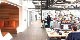 Autodesk reports sluggish third quarter Autodesk reports sluggish third quarter