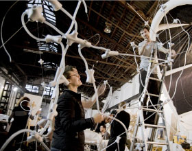 Members of a Smartgeometry workshop team assemble a full-scale model at Smartgeometry 2012. (Source: Smartgeometry.org)