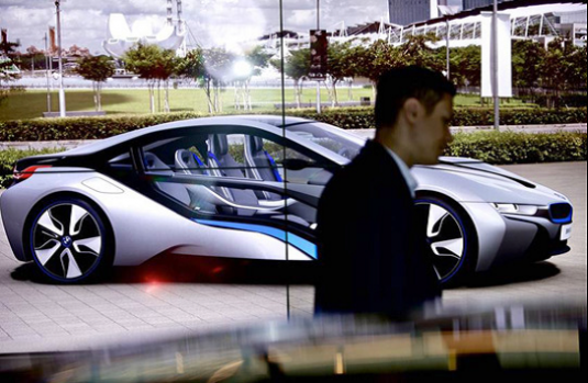 RTT shows a rendered visualization of a BMW concept car. (Source: JPR)