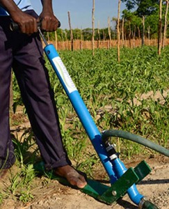The Flexipump designed at the University of Bath provides farmers with a low cost, durable tool for irrigation. Also interesting, the University supplies Solid Edge to all of the University's 1000 or so engineering students. (Source Siemens PLM)