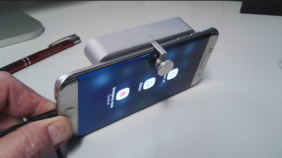 The Teleport S3D camera clamps onto the back of an Android phone. (Source: Jon Peddie Research)